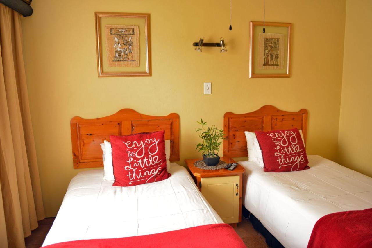 Rita'S Guesthouse Cc ヴリヘイド エクステリア 写真