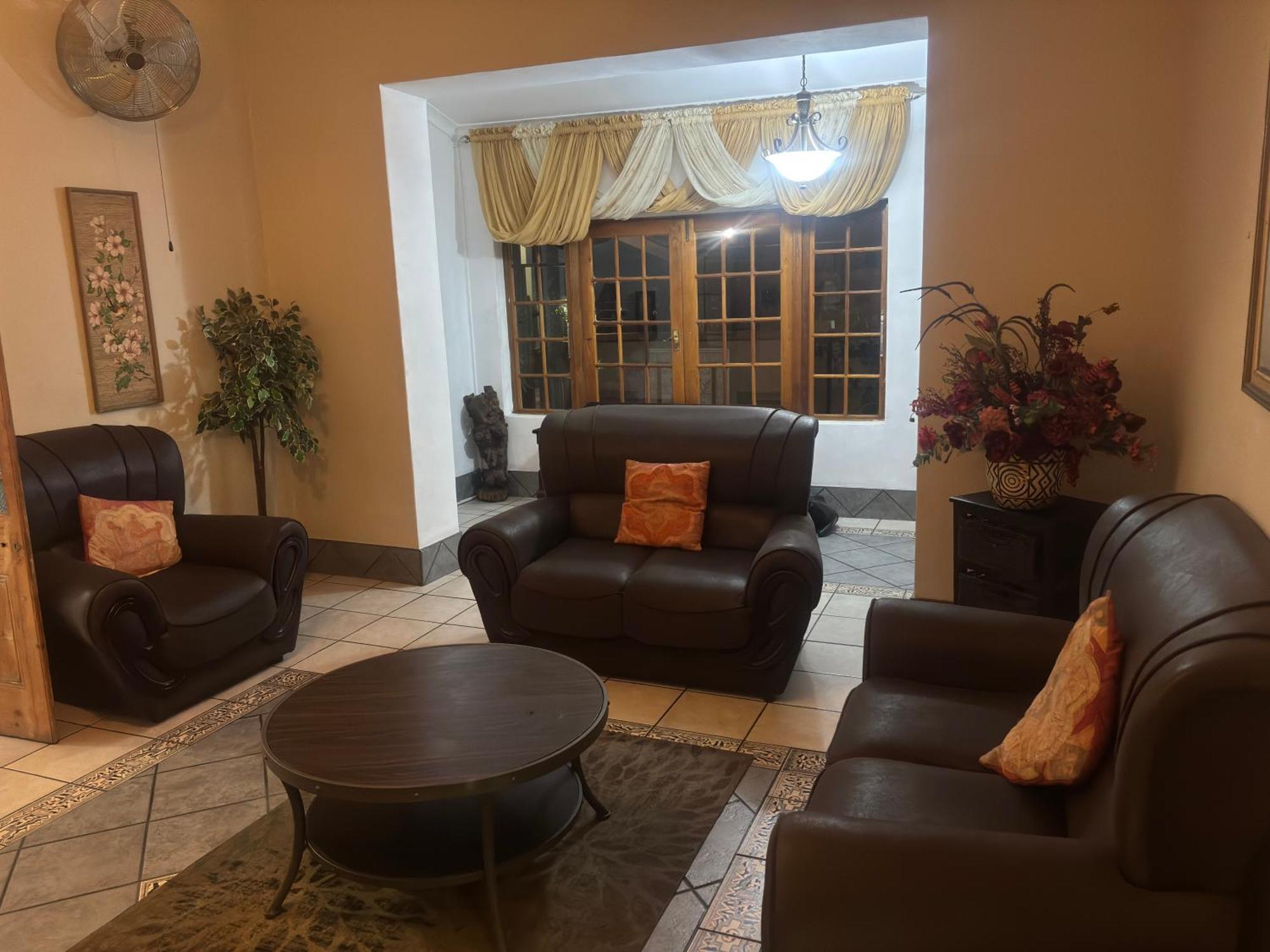 Rita'S Guesthouse Cc ヴリヘイド エクステリア 写真