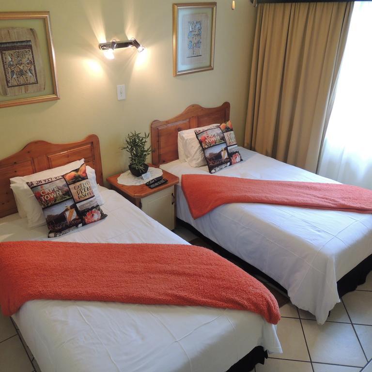 Rita'S Guesthouse Cc ヴリヘイド エクステリア 写真