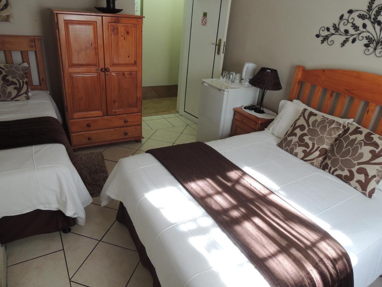 Rita'S Guesthouse Cc ヴリヘイド エクステリア 写真